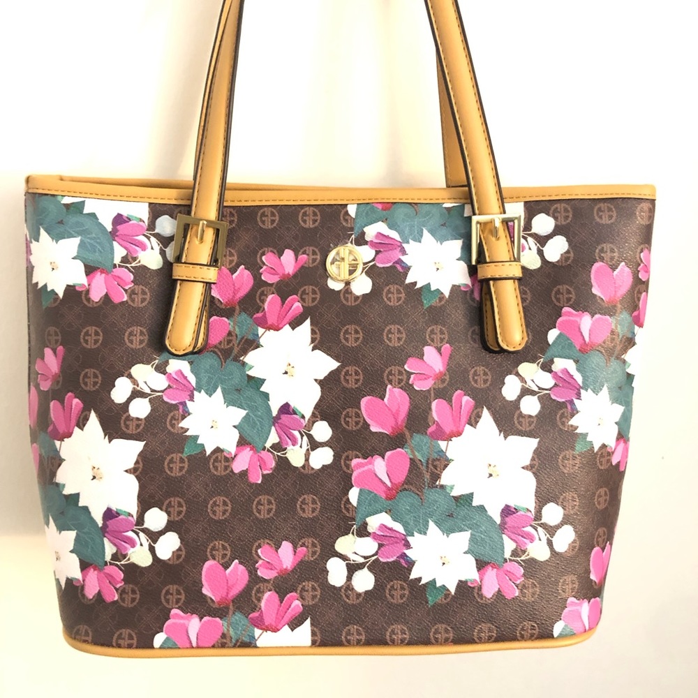 Giani Bernini Tote Bag!